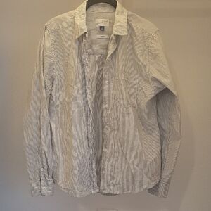 Universal Thread  Striped Button-Up Shirt